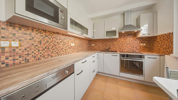 Kuchyňská linka - Prodej bytu 3+1 v osobním vlastnictví 70 m², Česká Lípa 