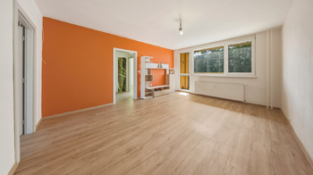 Obývací pokoj - Prodej bytu 3+1 v osobním vlastnictví 70 m², Česká Lípa