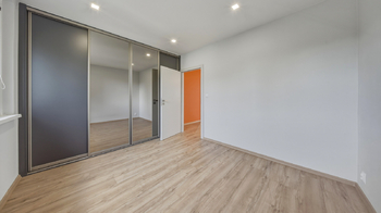 Ložnice - Prodej bytu 3+1 v osobním vlastnictví 70 m², Česká Lípa