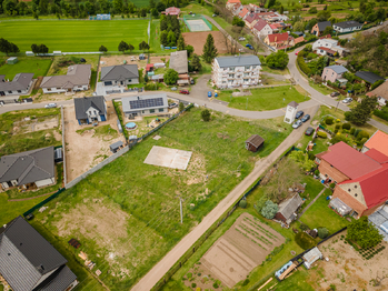Prodej pozemku 1019 m², Holedeč