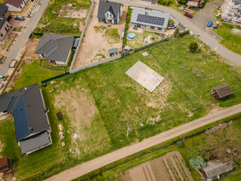 Prodej pozemku 1019 m², Holedeč