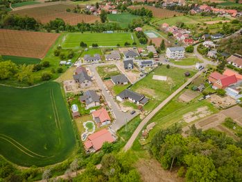 Prodej pozemku 1019 m², Holedeč