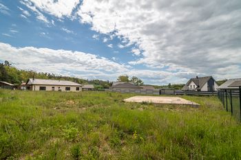Prodej pozemku 1019 m², Holedeč