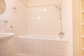 Prodej bytu 2+kk v osobním vlastnictví 56 m², Praha 9 - Letňany