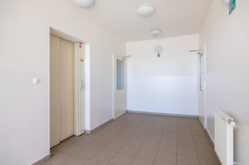 Prodej bytu 2+kk v osobním vlastnictví 56 m², Praha 9 - Letňany