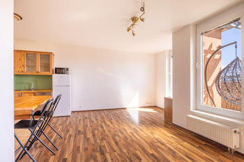 Prodej bytu 2+kk v osobním vlastnictví 56 m², Praha 9 - Letňany