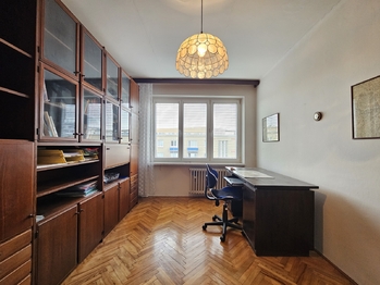 Prodej bytu 3+1 v osobním vlastnictví 69 m², Praha 10 - Vršovice