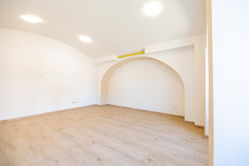 Prodej bytu 2+kk v osobním vlastnictví 58 m², Unhošť