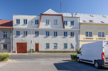 Prodej bytu 2+kk v osobním vlastnictví 58 m², Unhošť