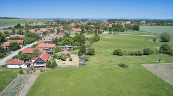 Prodej pozemku 3629 m², Hlušice