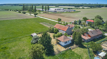 Prodej pozemku 3629 m², Hlušice