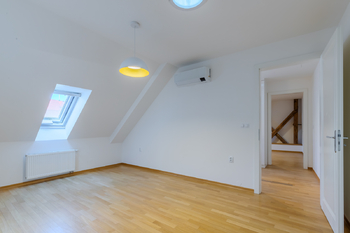 Pronájem bytu 3+kk v osobním vlastnictví 144 m², Praha 1 - Nové Město