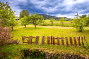 Prodej pozemku 2359 m², Horní Stropnice