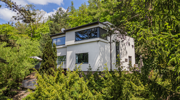 Prodej domu 338 m², Jince