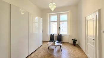 Pronájem kancelářských prostor 49 m², Praha 8 - Karlín