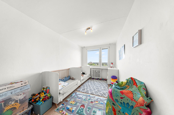 Pronájem bytu 3+1 v osobním vlastnictví 74 m², Praha 9 - Prosek