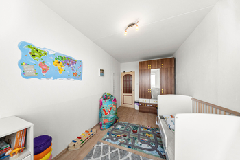 Pronájem bytu 3+1 v osobním vlastnictví 74 m², Praha 9 - Prosek
