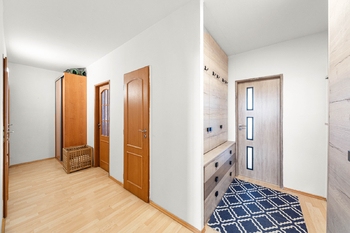 Pronájem bytu 3+1 v osobním vlastnictví 74 m², Praha 9 - Prosek