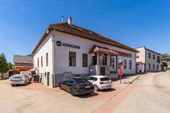 Prodej pozemku 3600 m², Praha 4 - Újezd u Průhonic