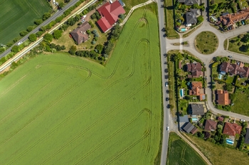 Prodej pozemku 5254 m², Hovorčovice