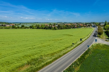 Prodej pozemku 5254 m², Hovorčovice