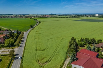 Prodej pozemku 5254 m², Hovorčovice