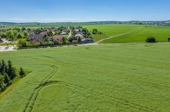 Prodej pozemku 5254 m², Hovorčovice