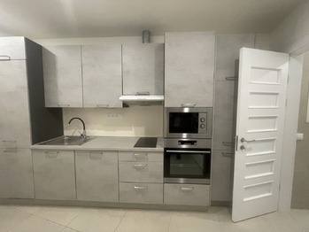 Pronájem bytu 1+1 v osobním vlastnictví 35 m², Praha 2 - Nové Město