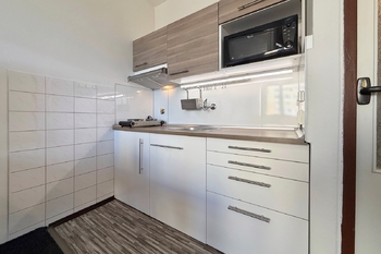 kuchyňský kout 1 - Pronájem bytu 1+kk v osobním vlastnictví 28 m², Praha 4 - Braník