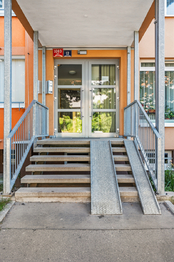 Prodej bytu 3+kk v osobním vlastnictví 79 m², Praha 6 - Řepy