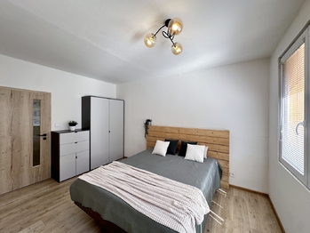Ložnice 2 - Prodej bytu 3+1 v osobním vlastnictví 71 m², České Budějovice