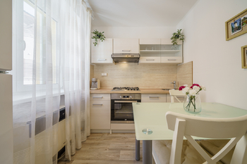 Prodej bytu 1+1 v osobním vlastnictví 29 m², Karlovy Vary