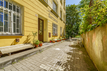 Prodej bytu 1+1 v osobním vlastnictví 29 m², Karlovy Vary
