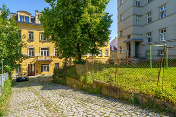 Prodej bytu 1+1 v osobním vlastnictví 29 m², Karlovy Vary