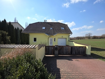 Pronájem domu 169 m², Topolany