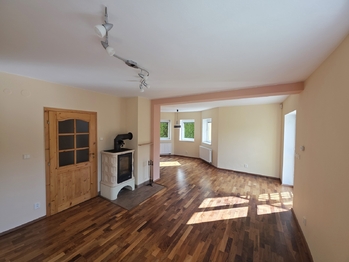 Pronájem domu 169 m², Topolany