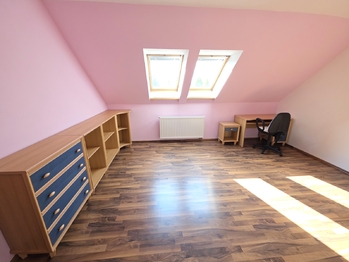 Pronájem domu 169 m², Topolany