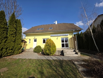 Pronájem domu 169 m², Topolany