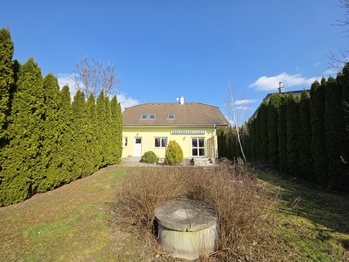 Pronájem domu 169 m², Topolany