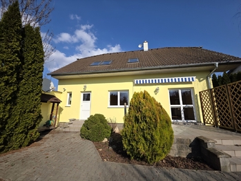 Pronájem domu 169 m², Topolany