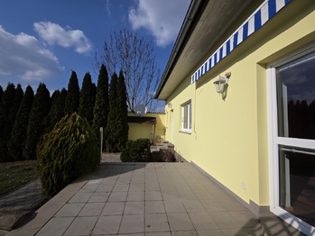 Pronájem domu 169 m², Topolany