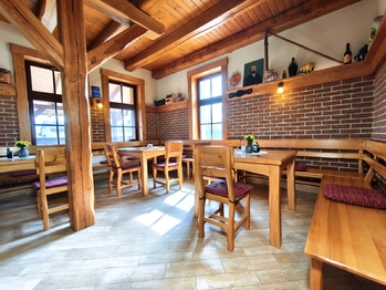 Pronájem restaurace 100 m², Svrkyně