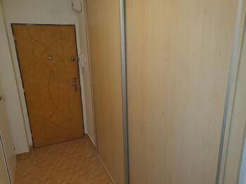 Pronájem bytu 2+1 v osobním vlastnictví 54 m², Pardubice