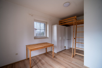 Pronájem domu 188 m², Praha 9 - Hloubětín