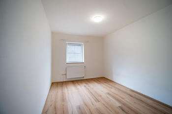 Pronájem domu 188 m², Praha 9 - Hloubětín