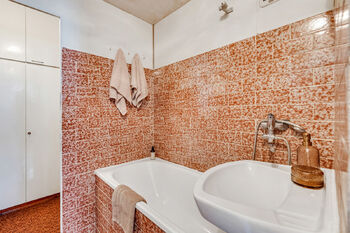 Prodej bytu 3+1 v osobním vlastnictví 63 m², Praha 8 - Karlín