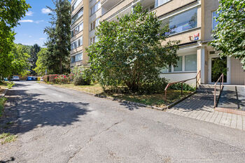 Prodej bytu 3+1 v osobním vlastnictví 63 m², Praha 8 - Karlín