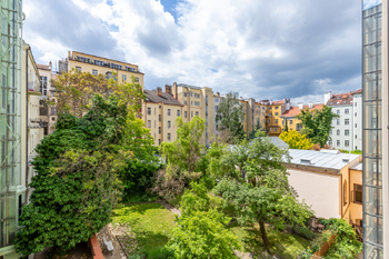 Pronájem bytu 2+1 v osobním vlastnictví 80 m², Praha 2 - Vinohrady