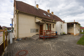 Prodej domu 290 m², Vejprnice