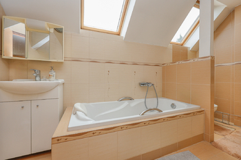 Prodej domu 290 m², Vejprnice